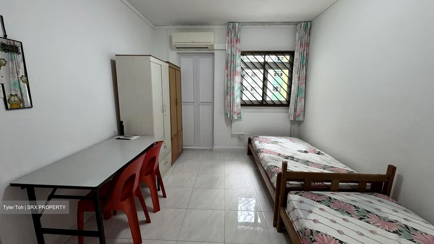 Blk 834 Woodlands Street 83 (Woodlands), HDB Executive #540395451